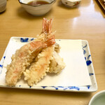 天ぷら よこい - ●二皿目
      ・蓮子
      ・海老
      ・かぶ