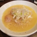 麺屋 蓮々 - 鳥白湯ラーメン(800円)