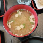 味多来 - 定食に付く味噌汁（スンドゥブチゲ定食を除く）