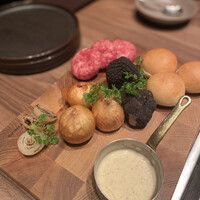 焼肉うしごろ 新宿三丁目店 - 