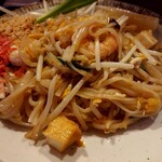 タイ料理 サバイサバイ - 