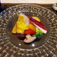 アントューカ - 