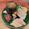 Jidori Sumibi Amiyaki Tori Tetsu - 地鶏の刺身5種盛り合わせ：むね ささみ ハツ ズリ 肝、醤油 胡麻油 鶏の肝醤油