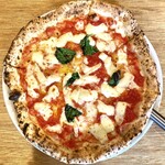 Pizzeria Puro sorriso - ・ピッツァ マルゲリータ 1,320円/税込