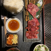 肉匠 牛虎 西中島店 - 