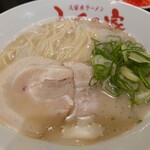 久留米ラーメンふくの家 - らーめん380円