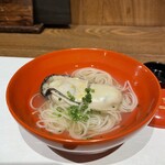 風屋 - 仙鳳趾の牡蠣煮麺（コースの一品）