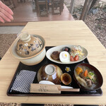 楽しい農家 お百笑さん - ハンバーグ定食。結構美味しかった。また食べたい。