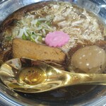 麺屋 三男坊 - 大山鶏の出汁に、メチャウマチャーシューとメンマ、味玉、中細の縮れ麺〜❤