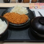 松のや - ロースとんかつ定食 ¥590