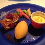 リストランテ・マッサ - アメリカンチェリーのミルフィーユ、マンゴーのパンナコッタ、マンゴーのジェラート