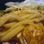 Mansaku - 角ばった麺。