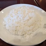 Niku Baru Sunoki - 付属のライス
                        大盛無料なんだけど食べきれないので…
                        普通盛りやや多めで
                        ↑
                        基本的にタブレット注文なので
                        水とか持ってきてくれたときにお願いした