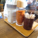 二代目 拉麺大公 花 - 卓上調味料