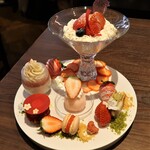 Orso Bianco - 苺のパフェプレート　3,850円