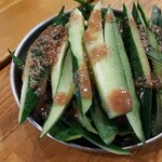 大衆酒場かね子 - アンチョビきゅうり