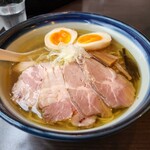 Ramen Kanade - しおチャーシュー麺