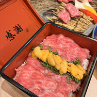 個室焼肉 さんびょうし 別邸 - 