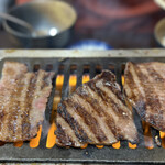 スタミナ苑 - 特上ロース焼き