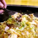 Tsukishima Monja Bontemmaru - 【もんじゃの焼き方　食べ方編-1】小さなヘラで食べるのですが・・・