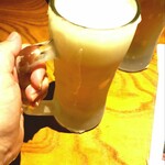 紅屋 - 生ビールでカンパーイ(*･∀-)db(-ω･*)