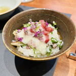 炭と伊 to-re - ２杯目は鴨ユッケととろろで