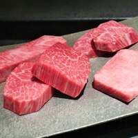 日本焼肉はせ川 別亭 銀座店 - 厳選した黒毛和牛