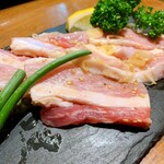 和牛炭火焼肉 よつば亭 - 