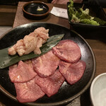 炭焼肉 石田屋。 - 