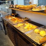 パニート - 料理写真:3人も入ればいっぱいの店内