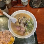 地鶏のすみ家 - 