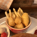 イーストヴィレッジ - 