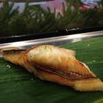 すし屋の磯重 - こんな美味しいアナゴ食べたことないです、ふわふわです