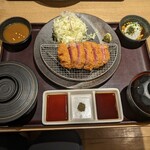 Gyuu Katsu Kyouto Katsu Gyuu - 牛ヒレ京玉膳　2,190円（税抜き）