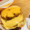 ケンタッキーフライドチキン - 超チーズにおぼれるフィレバーガー