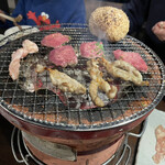 炭火焼肉 肉刺し にく式 - 