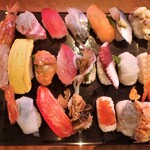 Kaisen Tokkyuu Ren Sushi Jijiya - 海鮮20貫盛　あさり汁付¥1,100