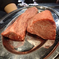 鉄板焼 Baknos - 宮崎牛のトモサンカクと熊本赤牛サーロイン