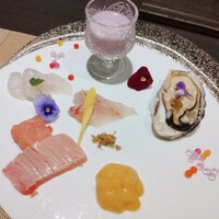 鉄板焼 Baknos - 雲丹のようなのは、醤油。鮪も牡蠣も最高でした
