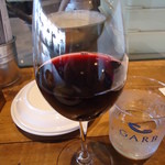 GARB - グラスワイン赤はカリフォルニアワイン