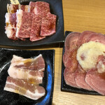 幸せの焼肉食べ放題 かみむら牧場 - 