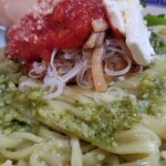 塩そば専門店 桑ばら - バジルの和えそば