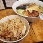 塩そば専門店 桑ばら - 梅塩そば＋塩豚めし