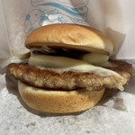 MOS BURGER - とびきりチーズ～北海道産ゴーダチーズ使用～（税込 490円）評価＝△