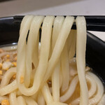 名代 富士そば - 【2022年12月】バクテーうどん＠630円、麺アップ。