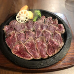 肉が一番 - テンダーステーキ定食✨　300g！