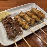 やきとり大吉 広島住吉町店 - 塩のずり・なんこつ・ヒップは全て￥140