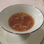 中国料理 満楼日園 - 五目具材のふかひれスープ