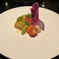 ラ・ボンヌターブル - 