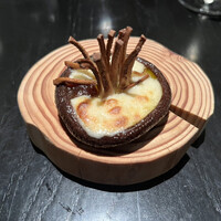 ラ・ボンヌターブル - 